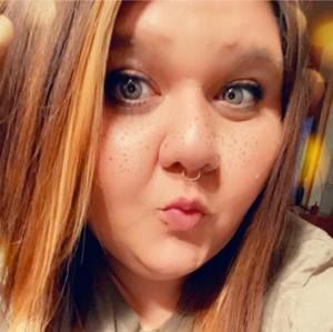 Meet your Posher, Candace